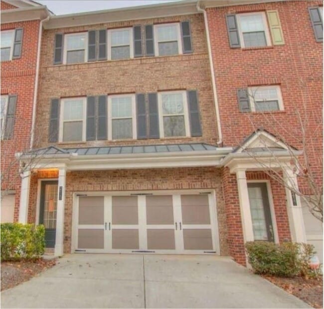 Building Photo - 2415 Tenor Ln