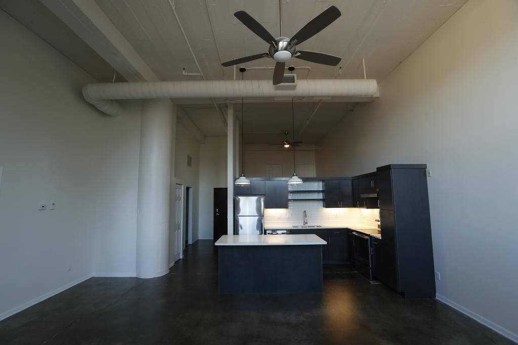 Foto principal - 129 N 2nd St