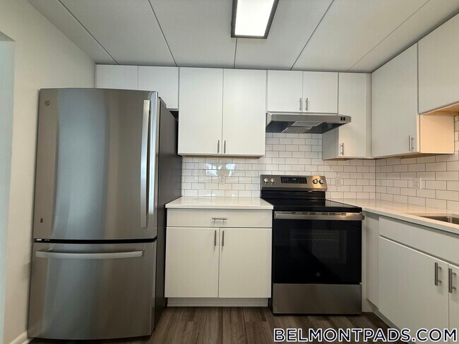 Foto del edificio - 55 Hill Rd