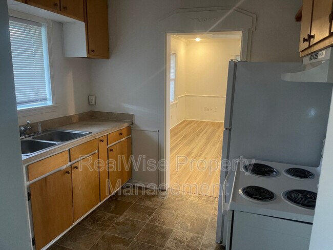 Foto del edificio - 300 Edwards St