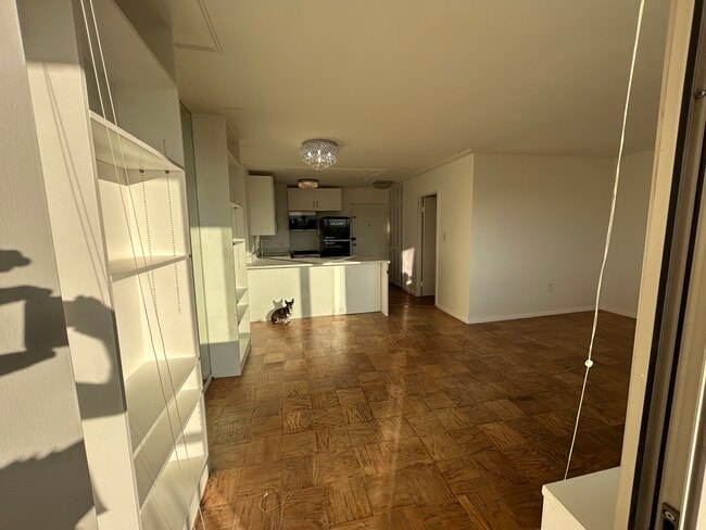 Building Photo - 2800 Wisconsin Ave NW