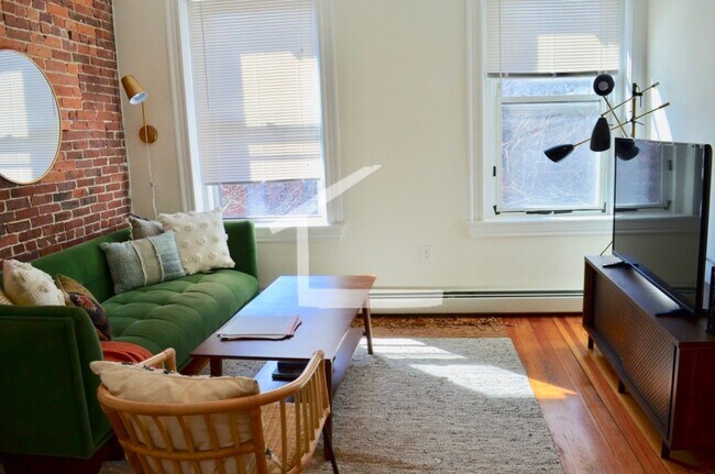 Foto del edificio - Renovated unit in lovely South End brownst...