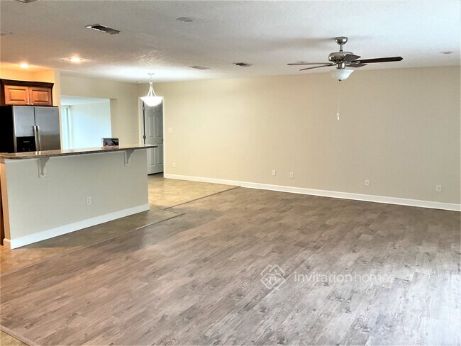Building Photo - 2321 Carolton Rd