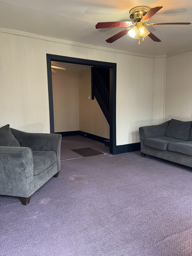 179 S 4th St, Chambersburg, PA 17201 Townhome Rentals in Chambersburg PA