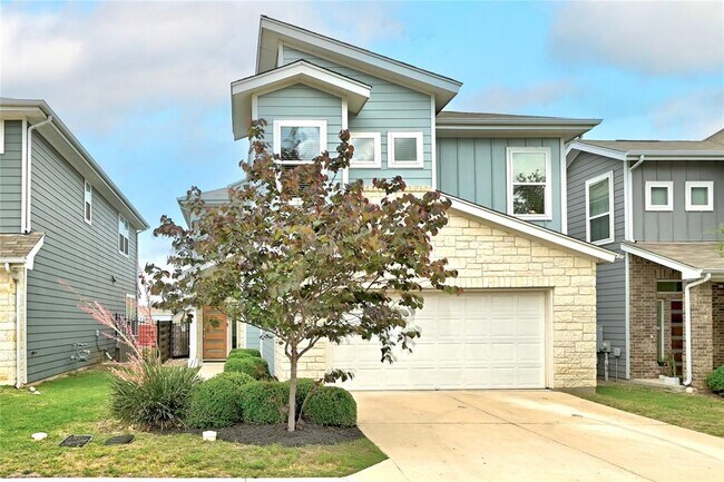 Building Photo - 7308 Oberon St