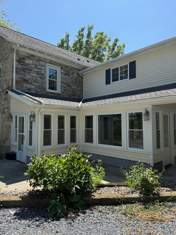 Building Photo - 2637 Mountain Rd