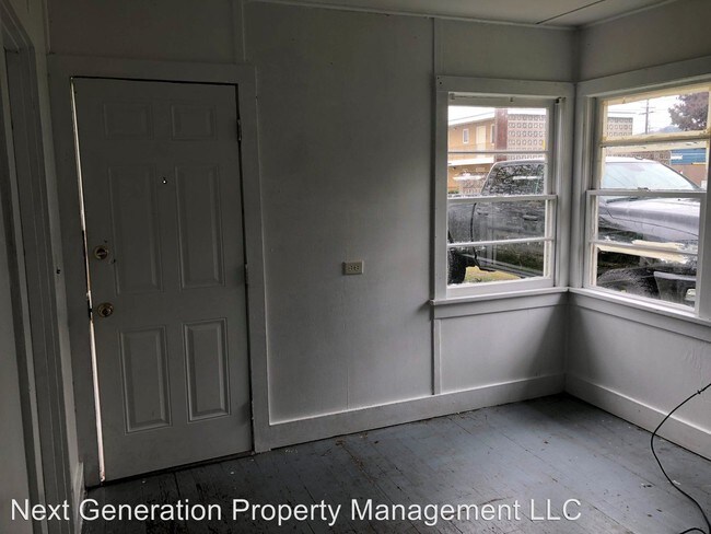 Building Photo - 1 br, 1 bath House - 140 S. 15Th St
