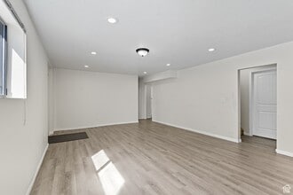 Building Photo - 2748 S 1100 E