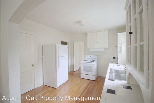 Foto del edificio - 2 br, 1 bath House - 2839 Chapel Hill Rd U...