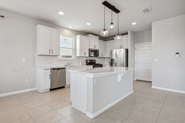 Foto del edificio - 10210 Ansel Dr