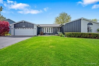 Building Photo - 39867 N Harbor Ridge Dr
