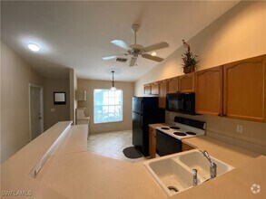 Building Photo - 28260 Pine Haven Way