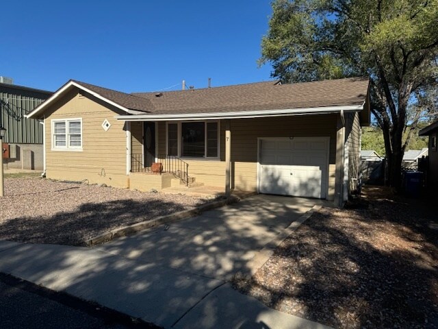 Foto principal - 7 Brookside Blvd