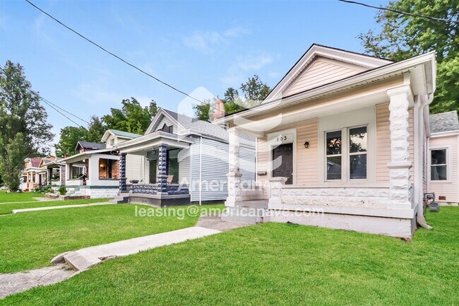 Building Photo - 803 S 33rd St