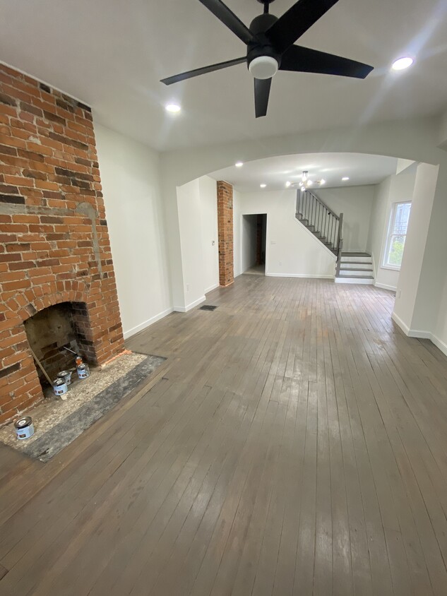Primary Photo - 187 Avondale Ave