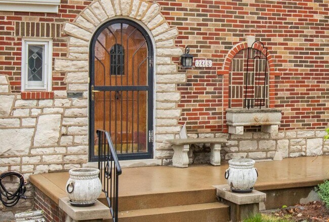 Foto del edificio - 7465 Stanford Ave
