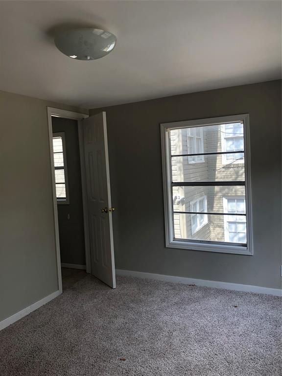 Fotografía del edificio - 6308 Greenbriar Dr