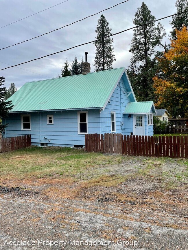Building Photo - 2 br, 1 bath House - 701 Pine Street