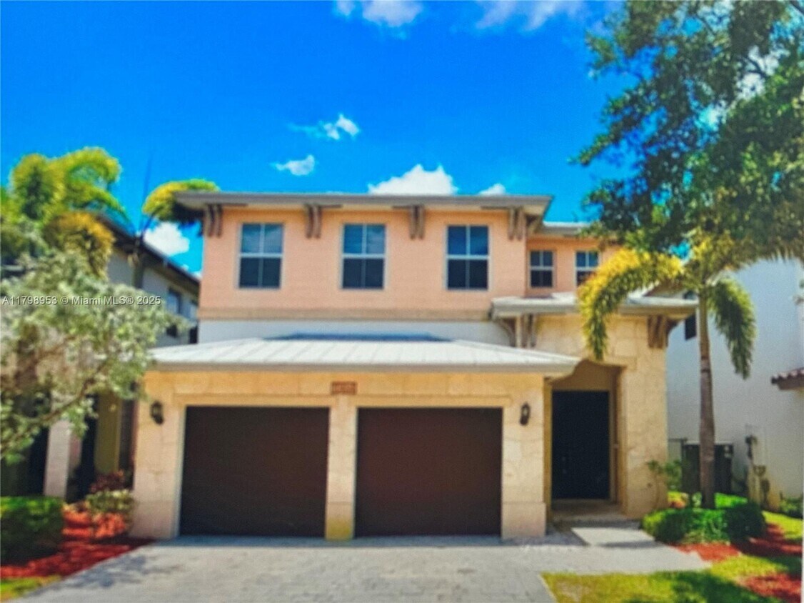 Foto principal - 10464 NW 70th Ln