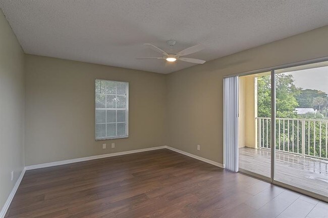 Building Photo - 6284 La Costa Dr