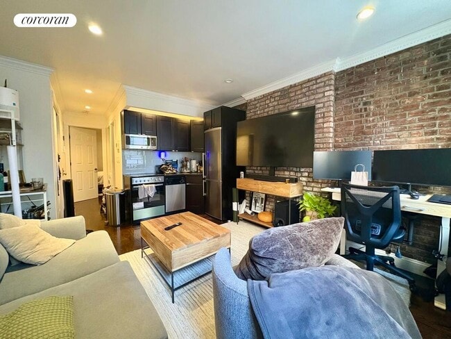 Foto del edificio - 254 W 15th St