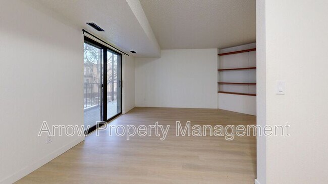 Foto del edificio - 205 E Arbor Ave