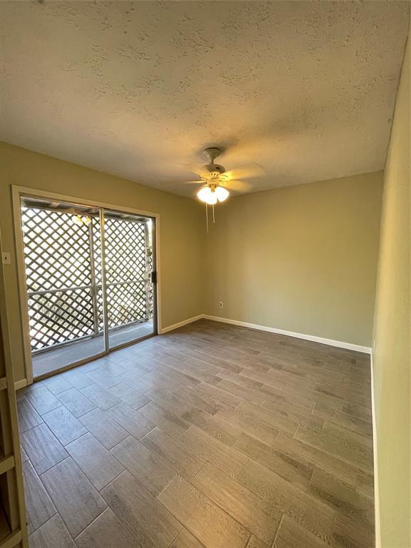 Building Photo - 8630 Rivercross Rd