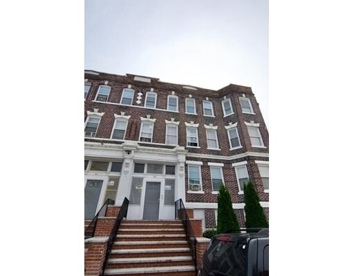 Building Photo - 103 Homestead St