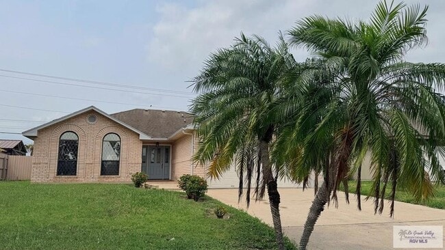Building Photo - 1587 Pinion Dr