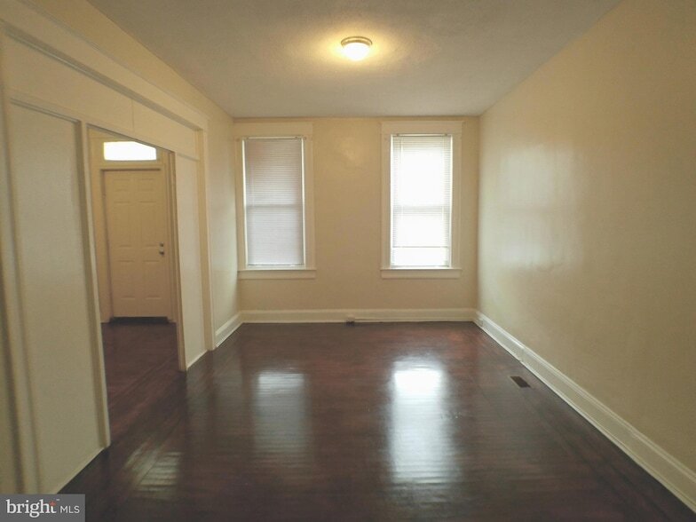 Foto principal - 3509 W Franklin St