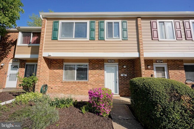 Building Photo - 1035 Pendleton Ct