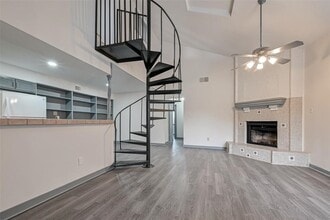 Building Photo - 940 Somercotes Ln
