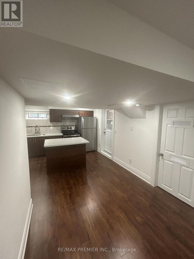 Building Photo - 4057 Taffey Crescent