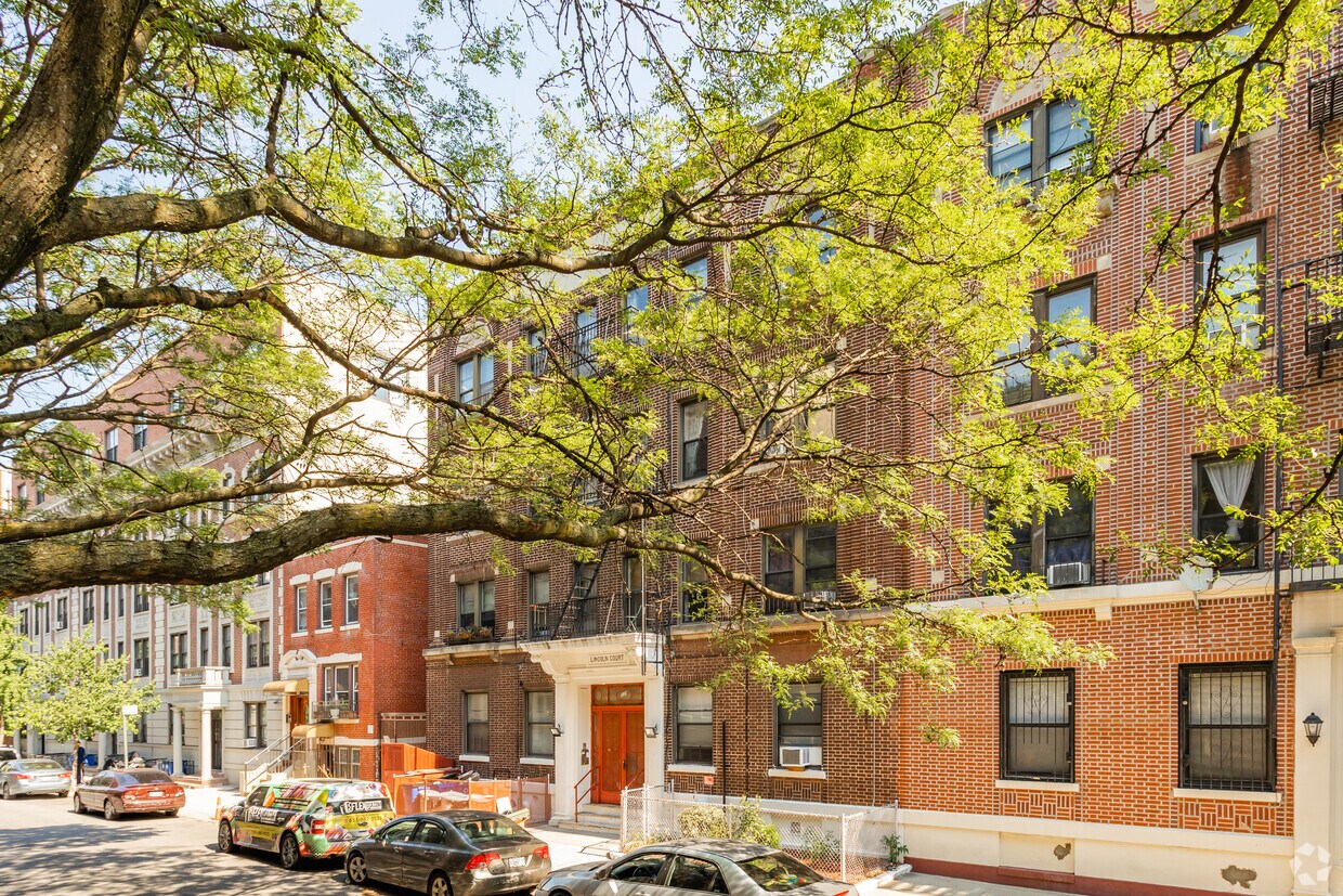 Foto del edificio - 339 Lincoln Pl