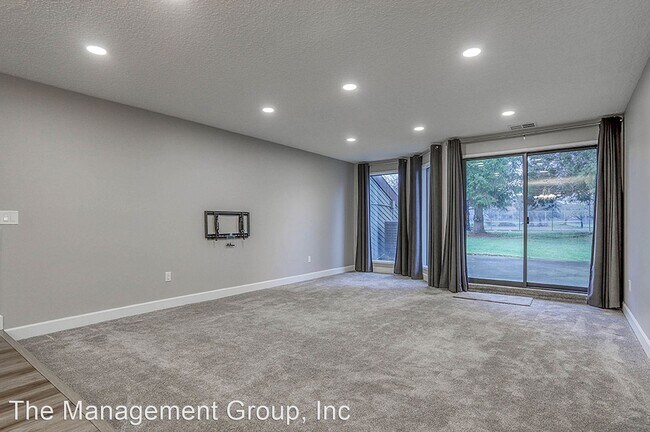 Building Photo - 2 br, 2.5 bath House - 13817 NW 10th Court...