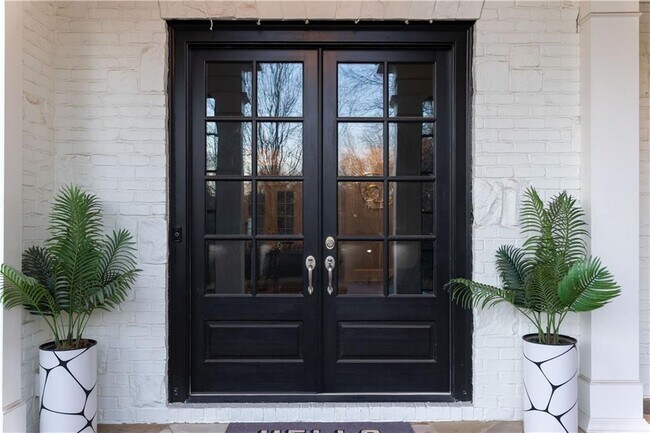 Foto del edificio - 980 Fenimore Cir