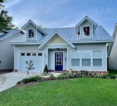 Building Photo - 106 Hidden Sunset Dr