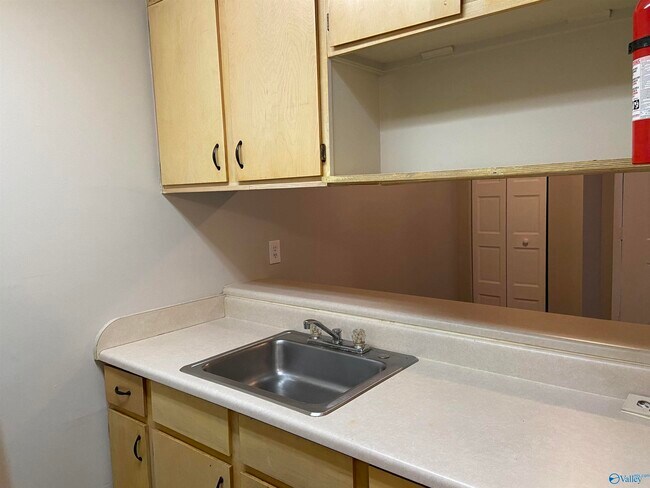 Foto del edificio - 4525 Judith Ln
