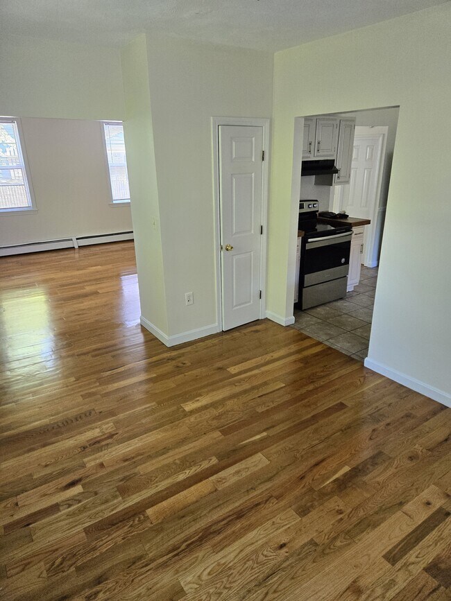 52 Walnut St Unit 52 Walnut St. Johnston RI, Johnston, RI 02919