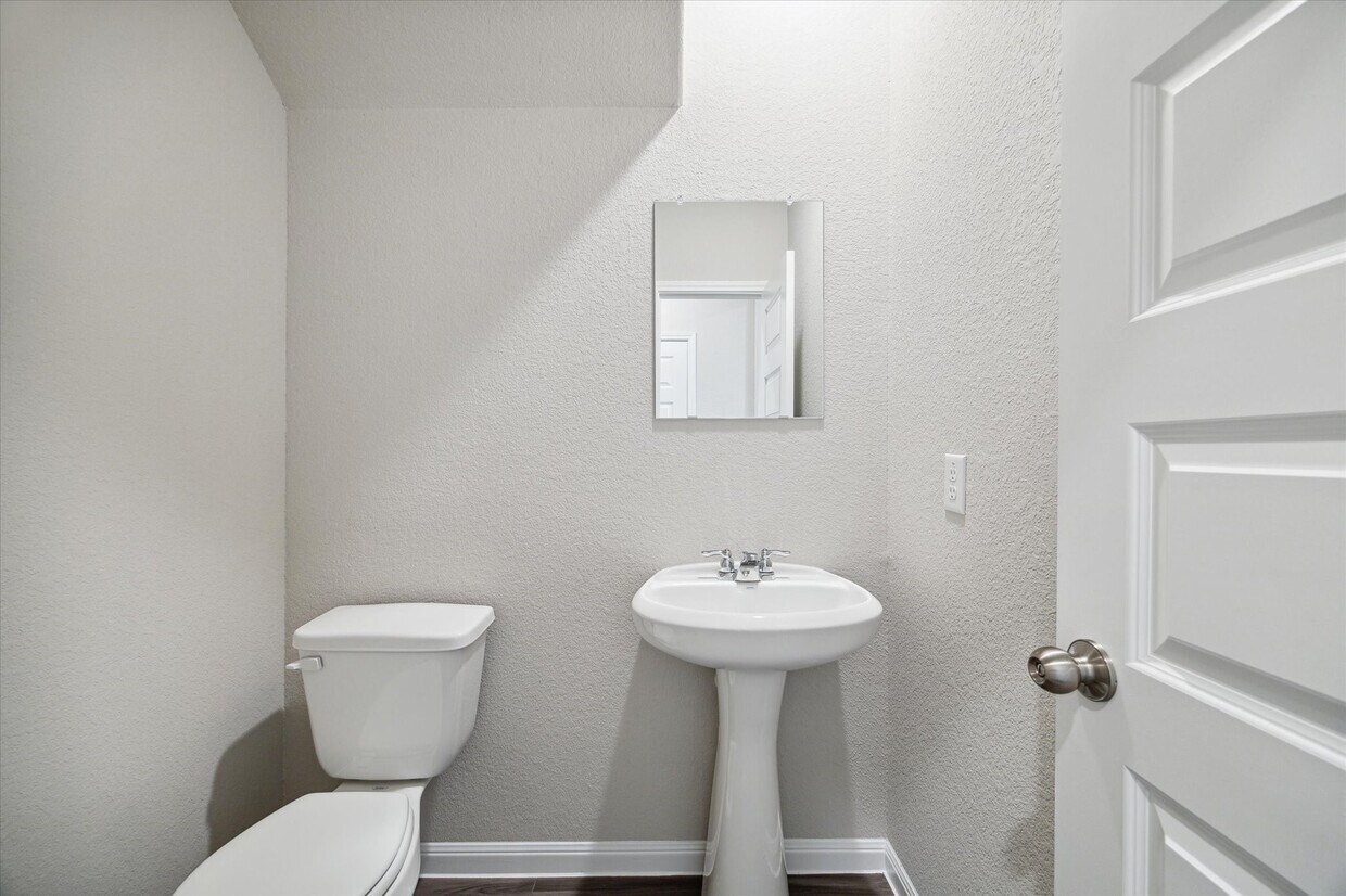 Foto del edificio - 715 Gavin Walker Dr