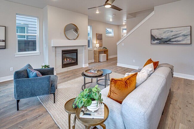 Building Photo - BRAND NEW 3 Bedroom in the desirable Easto...