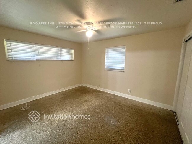 Building Photo - 1755 SW 37th Way