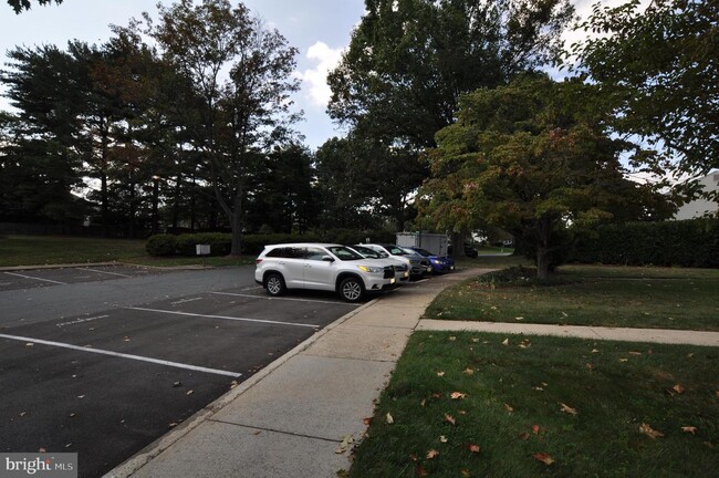 Building Photo - 17404 Founders Mill Dr