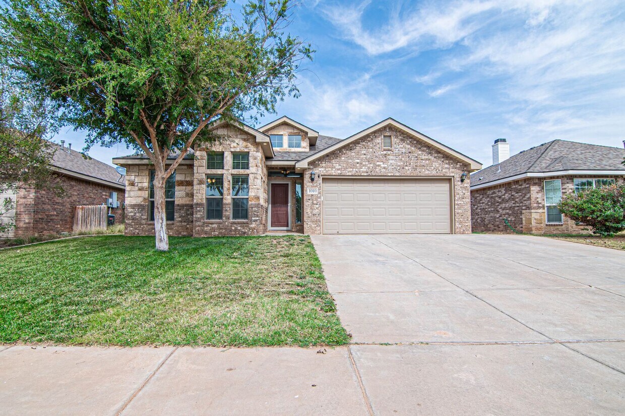 1010 Mays Dr, Midland, TX 79706 House Rental in Midland, TX