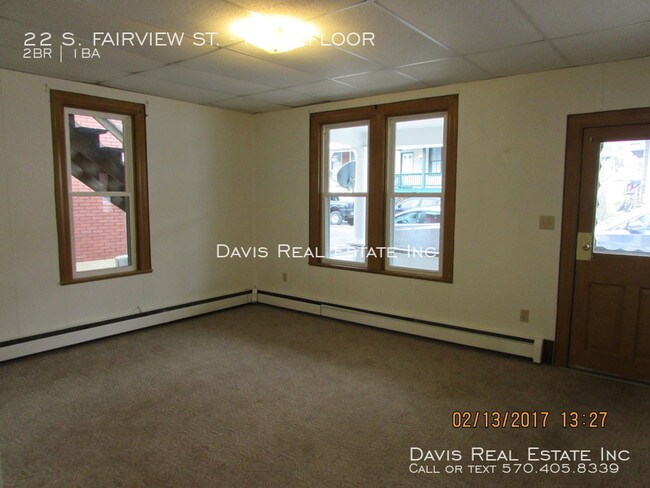 Foto del edificio - Adorable 2 Bedroom, First Floor apartment