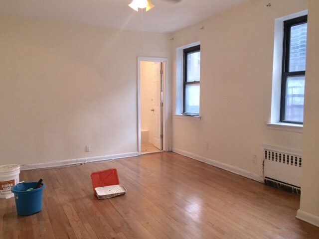 Primary Photo - 355 E 61st St