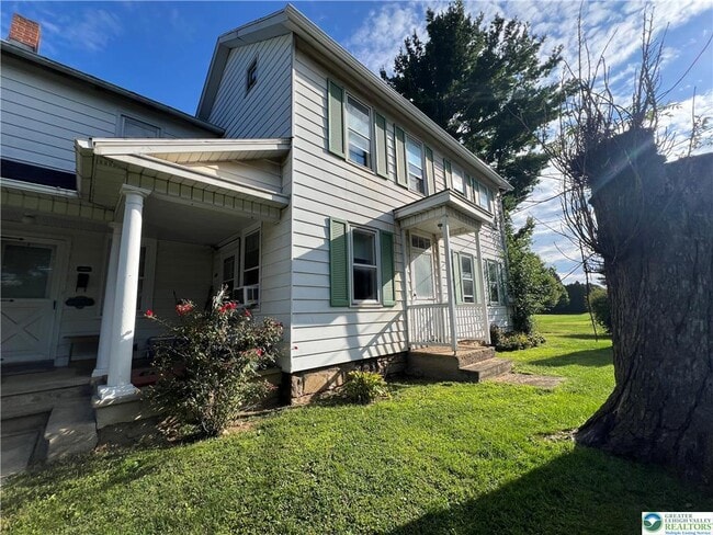 Building Photo - 1450 Church Ln