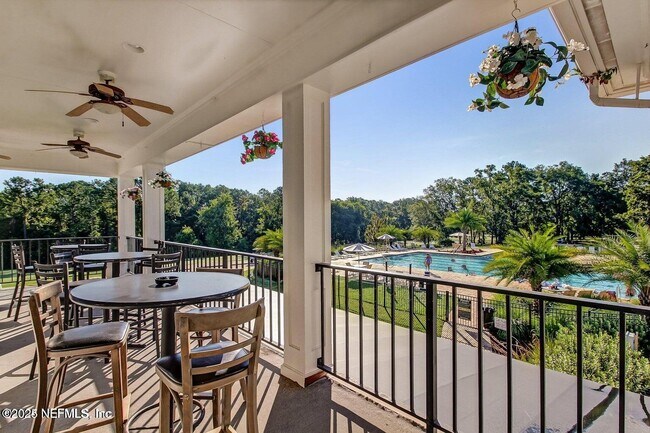 Building Photo - 1561 Stonebriar Rd