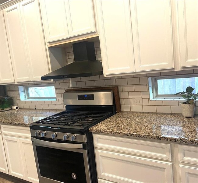 Building Photo - 5022 Brewcastle Ln