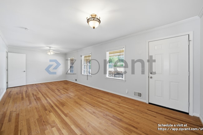 Building Photo - 1894 Hebron Hills Dr